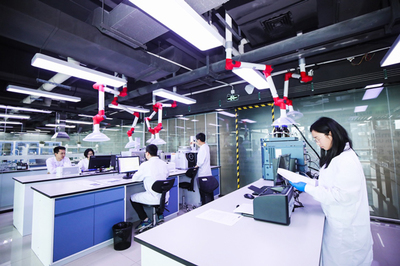 悦刻RELX新品阿尔法 萃释技术革新，计算机软件驱动用户体验升级